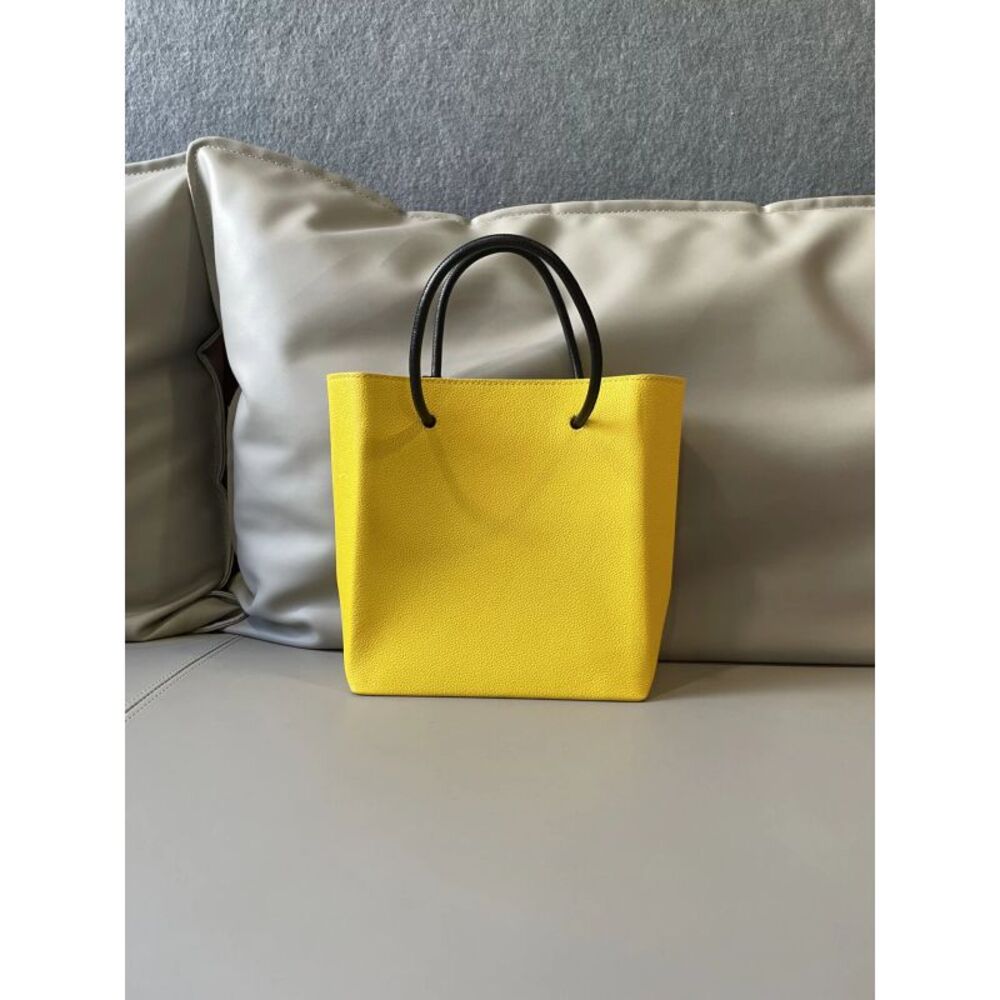 Balenciaga Women Pre-Loved Bag Very Good Condition - Picture 2 of 8